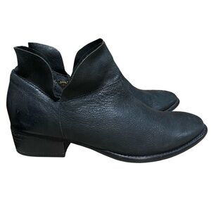 Seychelles Black Leather Ankle Boots Booties Slip On Block Heel Almond Point